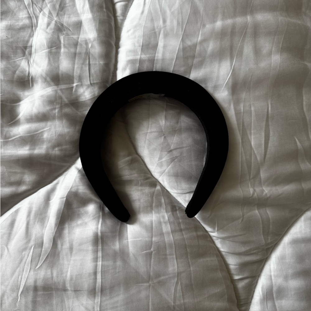 Hill House Black Headband